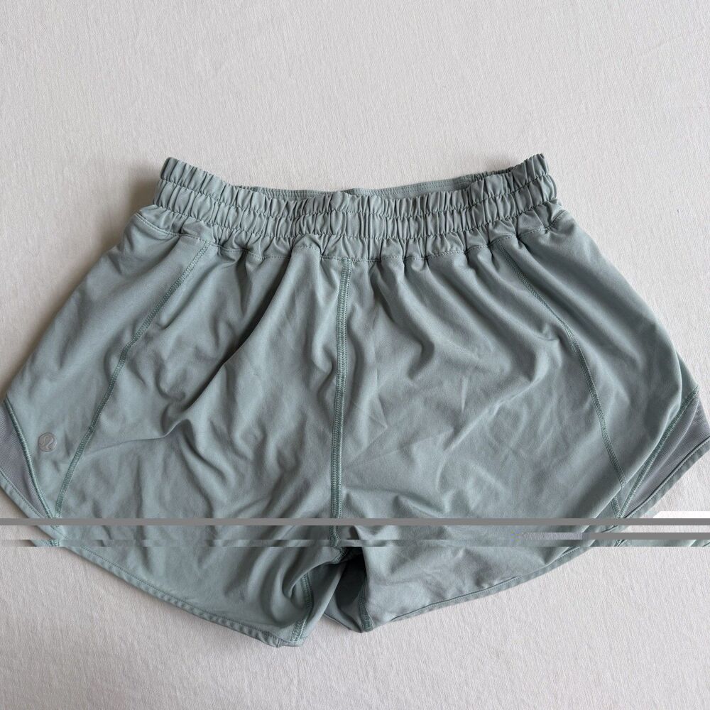 Lululemon Shorts Womens 4 Tall Green Hotty Hot 4 In Running Lined Athletic